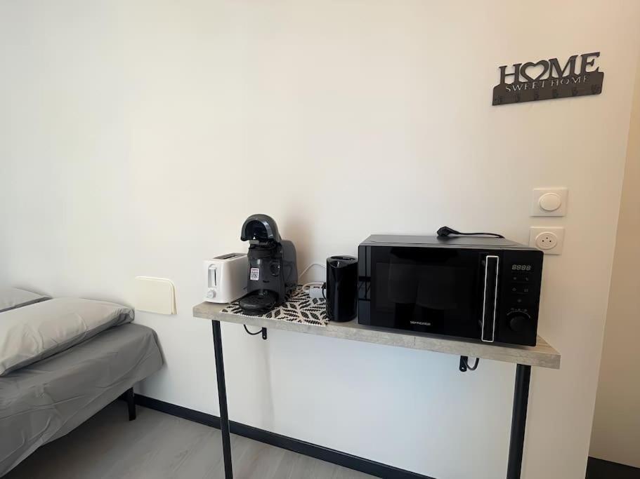 רואן Studio B2 20M2 Cosy 5Min A Pied Des Gares מראה חיצוני תמונה